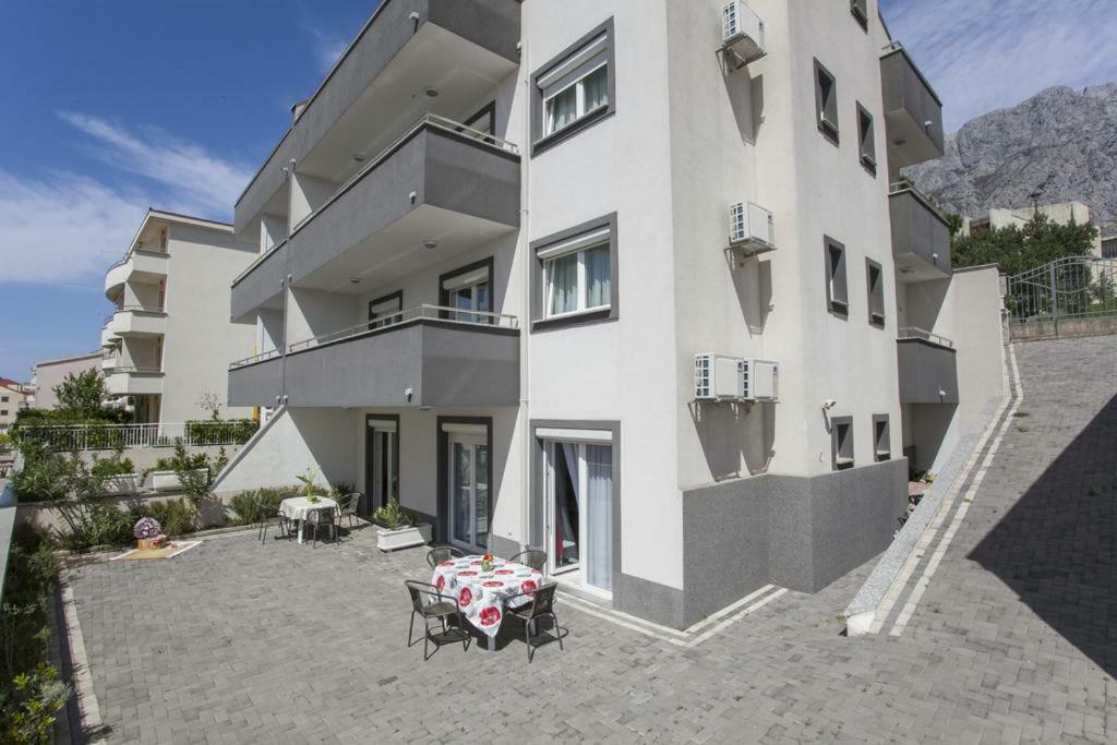 Apartman Flamingo Lägenhet Makarska Exteriör bild